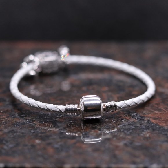 White Leather Bracelet with Sterling Silver Barrel Clasp - BRAND NEW - Picture 3 of 5